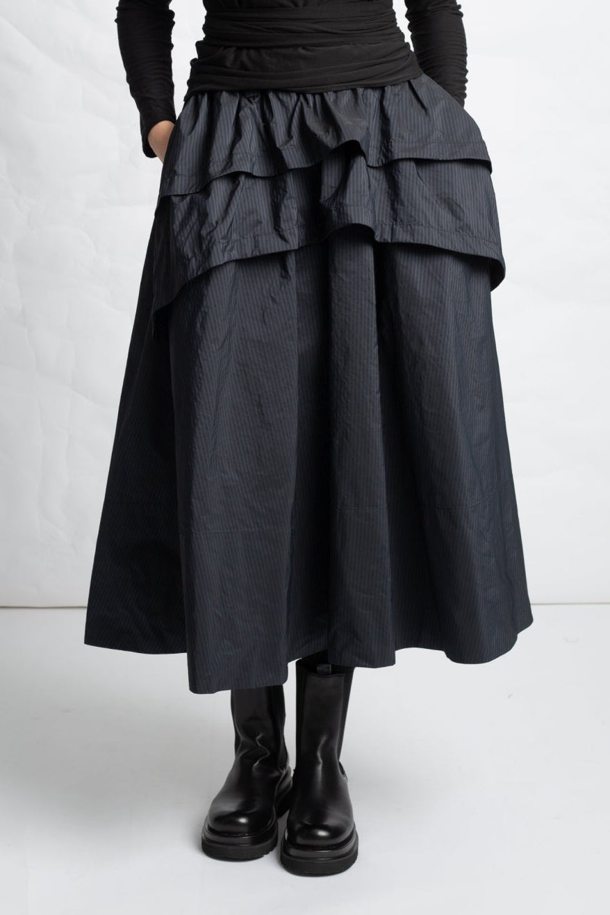 Taffeta midi skirt J630