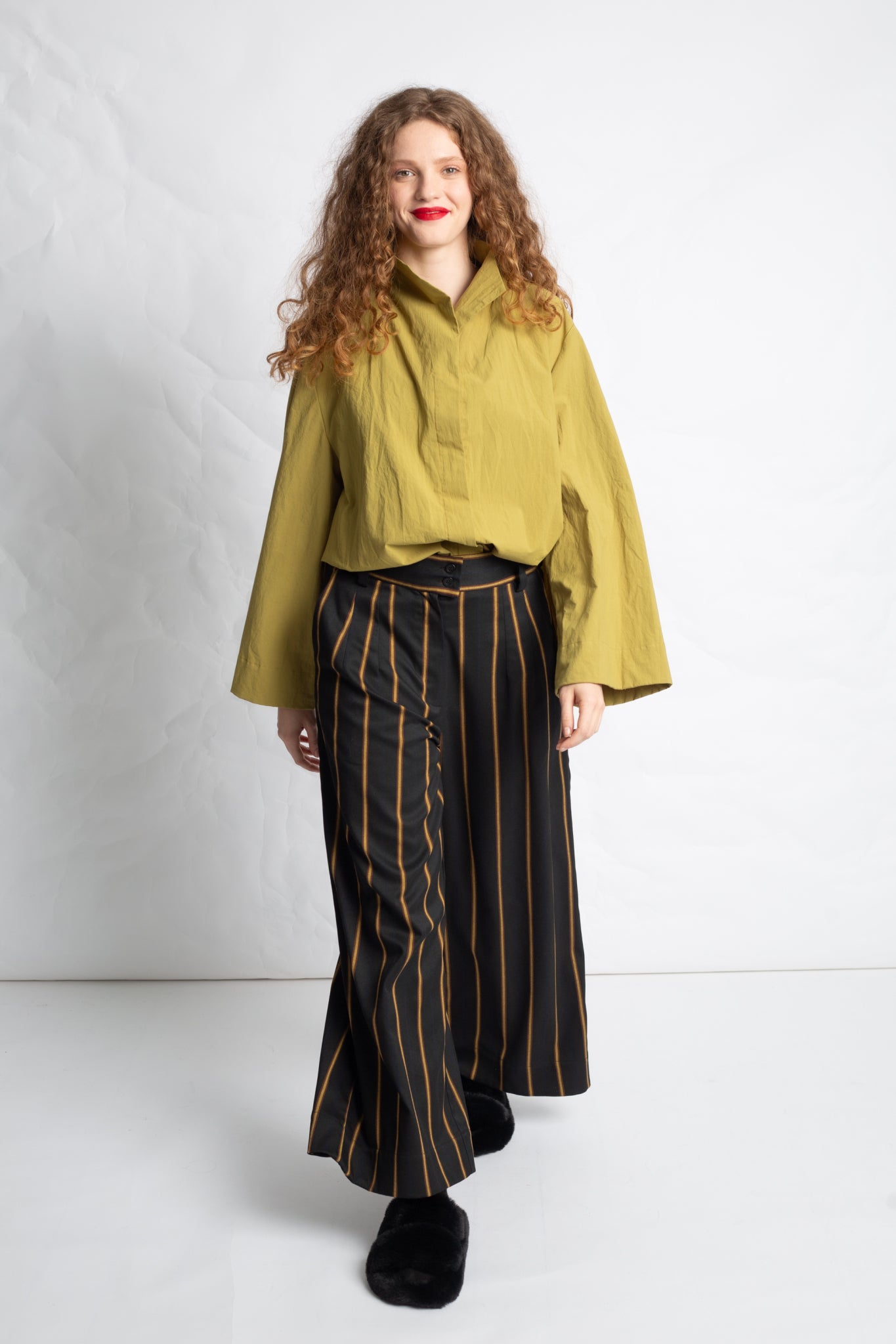 Blouse in cotton with long sleeves T848