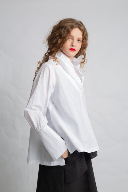 Blouse with long sleeves and lapel collar T812