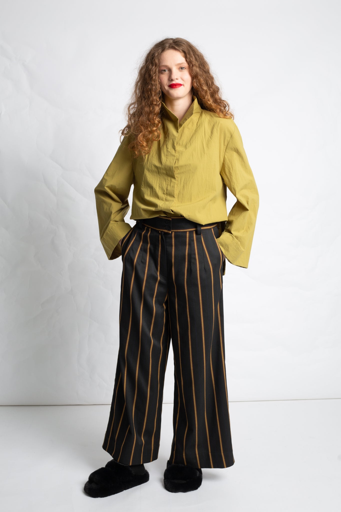 Pants with stripes P365